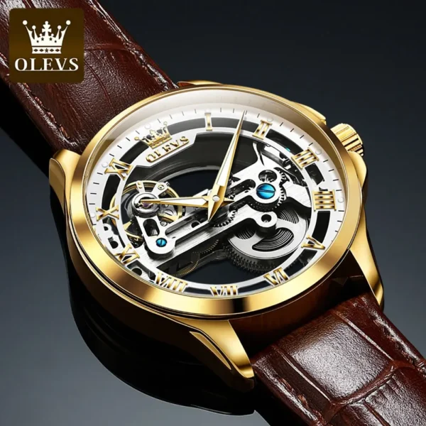 Mechanical wristwatch leather strap